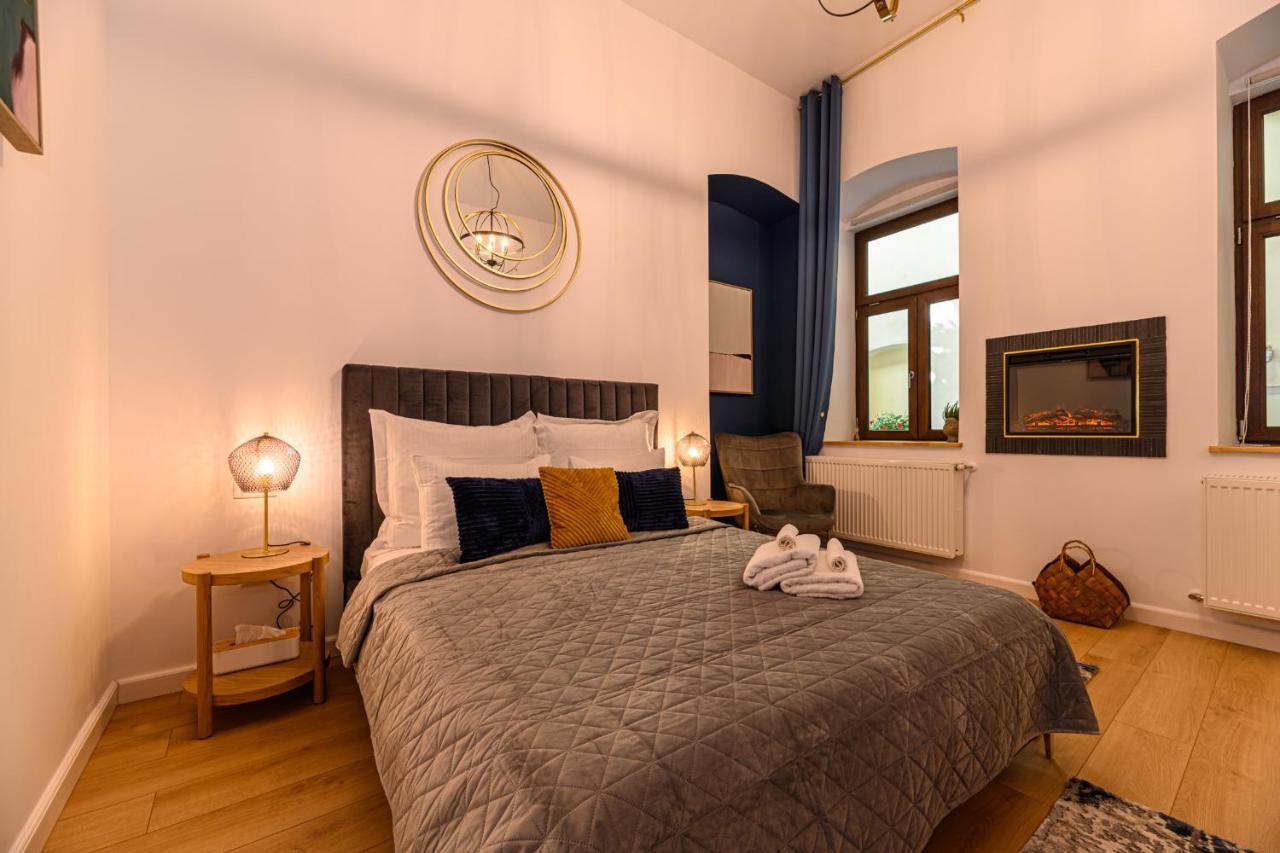 Uptown 46 Apartment Brasov Ngoại thất bức ảnh