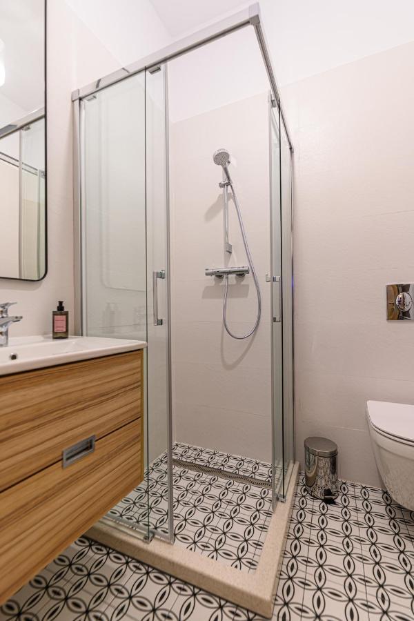 Uptown 46 Apartment Brasov Ngoại thất bức ảnh