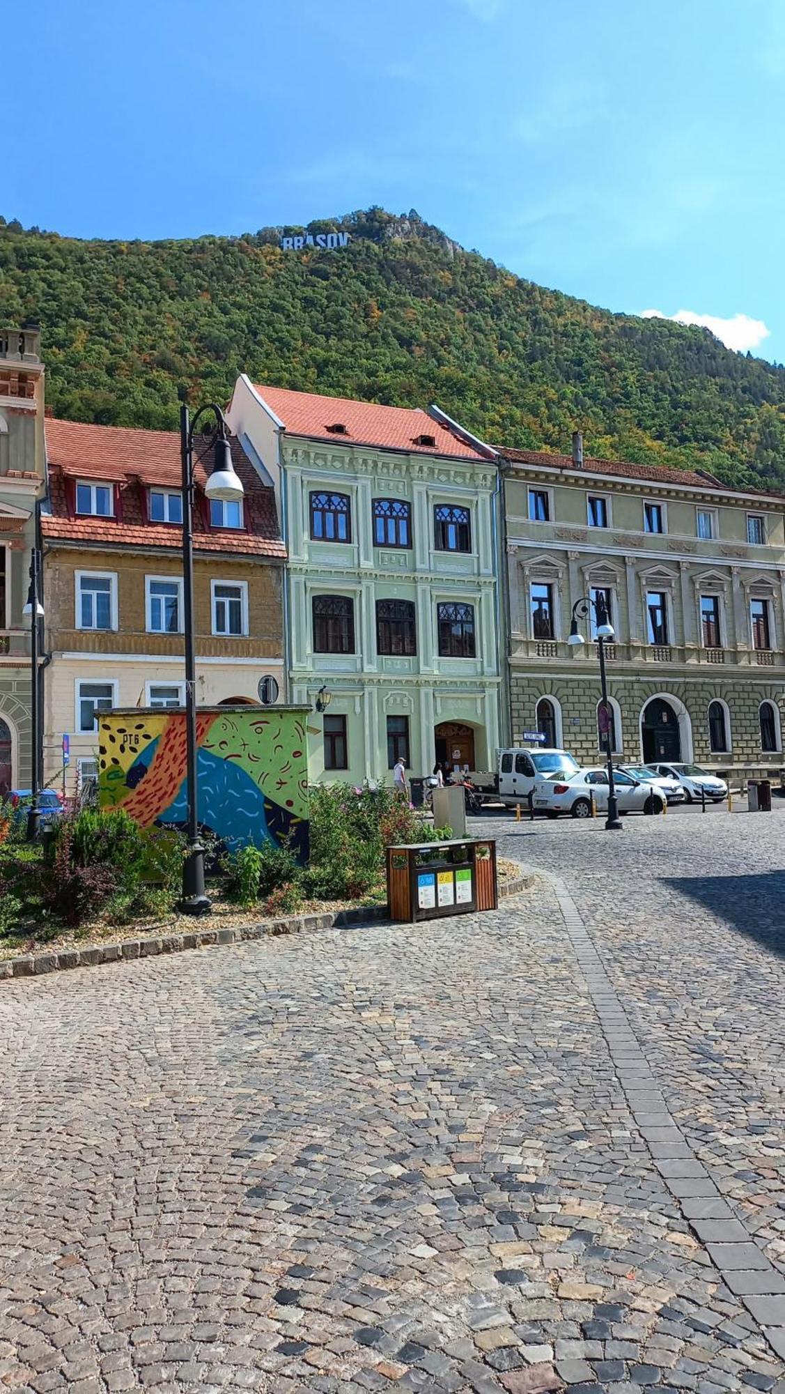Uptown 46 Apartment Brasov Ngoại thất bức ảnh